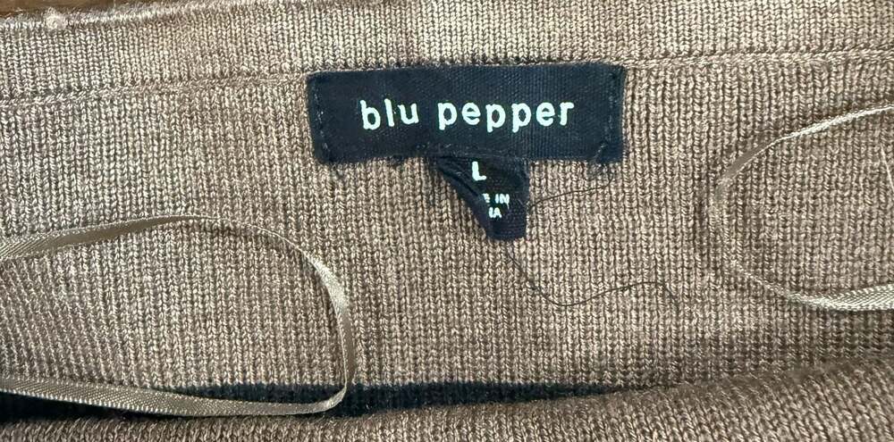 Blu Pepper Off Shoulder Striped Knit Sweater Y2K Beige Brown Black Large - Picture 5 of 8